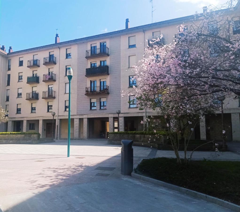 La Casa De Helen San Sebastian Apartment Lasarte Oria Екстериор снимка