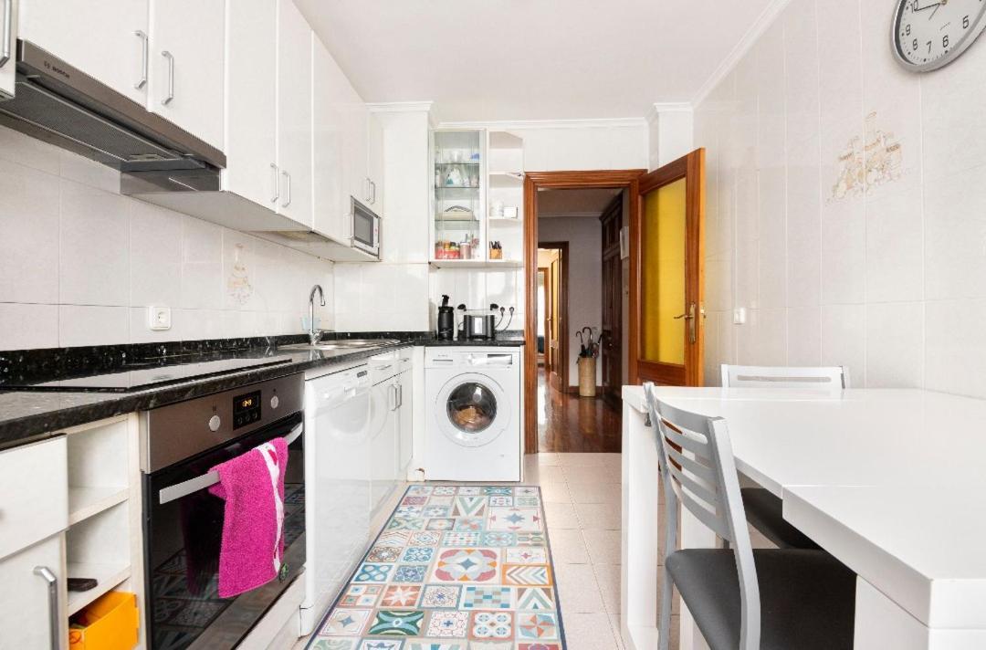 La Casa De Helen San Sebastian Apartment Lasarte Oria Екстериор снимка